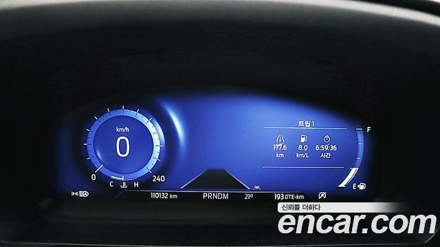Ford Explorer (VI) 3.0 Platinum 4WD 2021 — фото 8