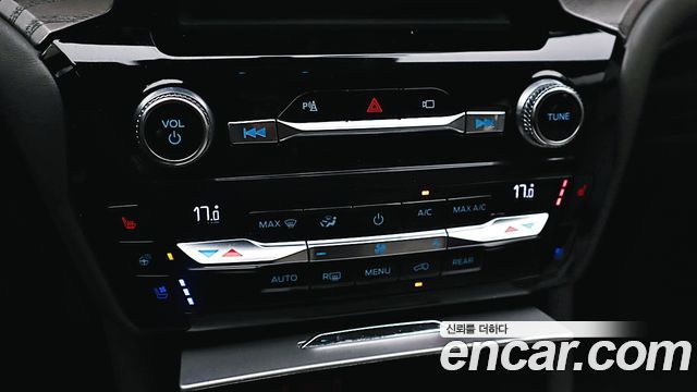 Ford Explorer (VI) 3.0 Platinum 4WD 2021 — фото 21