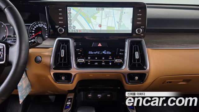 Kia Sorento (IV) Diesel 2.2 2WD Prestige 2023 — фото 13