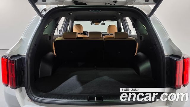 Kia Sorento (IV) Diesel 2.2 2WD Prestige 2023 — фото 19