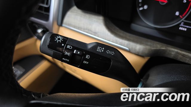Kia Sorento (IV) Diesel 2.2 2WD Prestige 2023 — фото 33