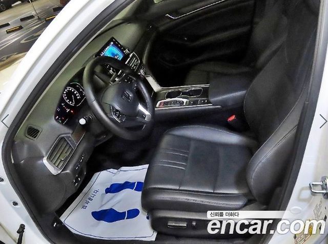 Honda Accord (X) 2.0 Hybrid Touring 2022 — фото 6