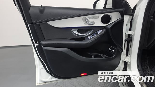 Mercedes-Benz GLC-Class (X253) GLC300e 4MATIC 2021 — фото 24