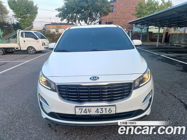 Kia Carnival 11-Seater Prestige 2019 — фото 3