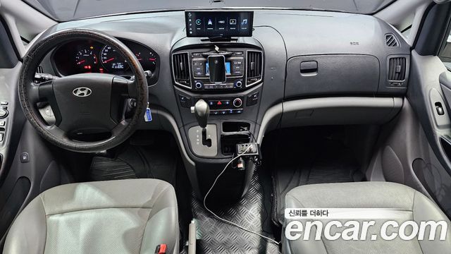 Hyundai Grand Starex 5-Seater VAN Smart 2017 — фото 7