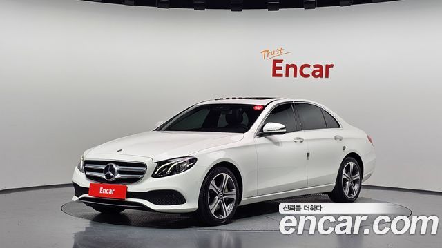 Mercedes-Benz E-Class (W213) E300 Avantgarde 2019 — фото 1