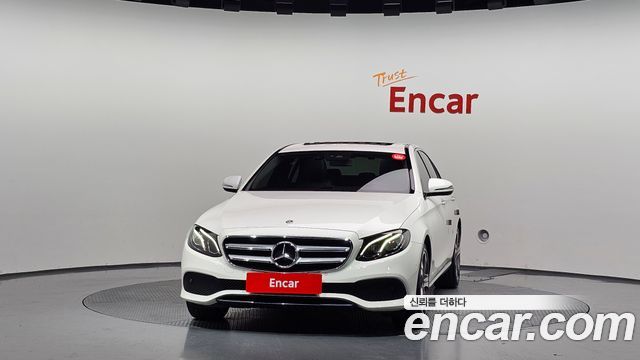 Mercedes-Benz E-Class (W213) E300 Avantgarde 2019 — фото 3
