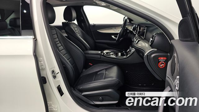 Mercedes-Benz E-Class (W213) E300 Avantgarde 2019 — фото 11