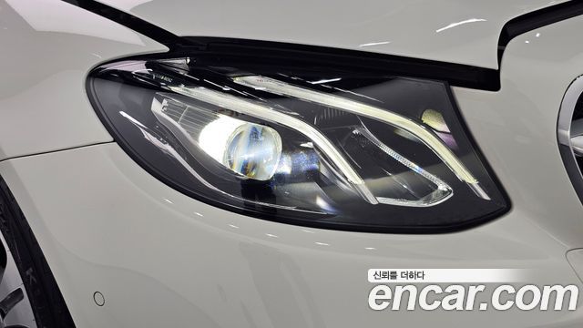 Mercedes-Benz E-Class (W213) E300 Avantgarde 2019 — фото 22