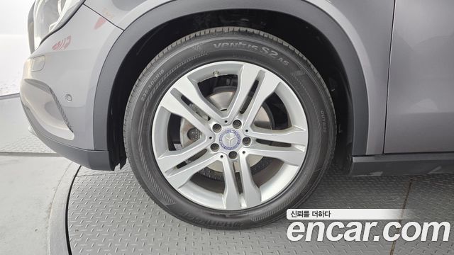Mercedes-Benz GLA-Class (X156) GLA200 d 4MATIC 2016 — фото 5