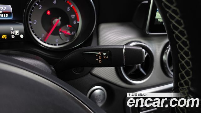 Mercedes-Benz GLA-Class (X156) GLA200 d 4MATIC 2016 — фото 9