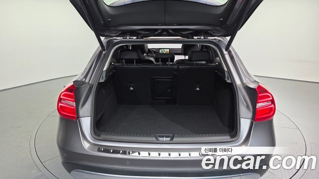 Mercedes-Benz GLA-Class (X156) GLA200 d 4MATIC 2016 — фото 20