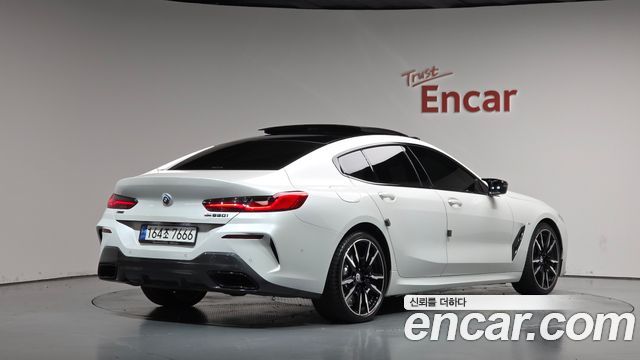 BMW 8 Series (G15) M850i xDrive Gran Coupe 2022 — фото 2