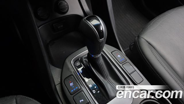 Hyundai Santa Fe (DM) Diesel(e-VGT) 2.0 2WD Premium 2015 — фото 9