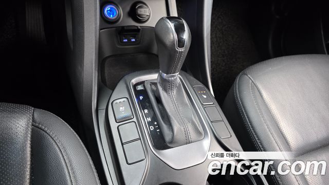 Hyundai Santa Fe (DM) Diesel(e-VGT) 2.0 2WD Premium 2013 — фото 9