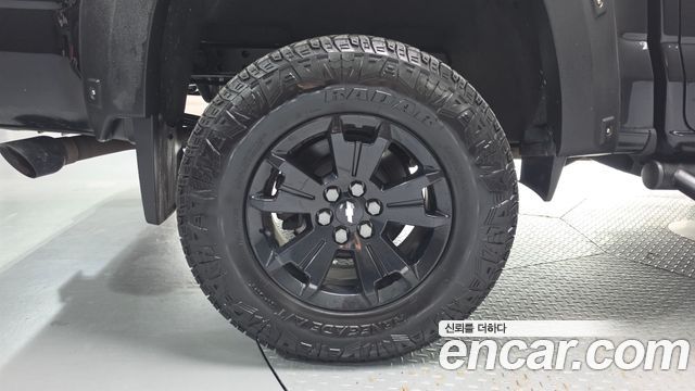 Chevrolet Real New Colorado 3.6 Z71-X Midnight 4WD 2021 — фото 5