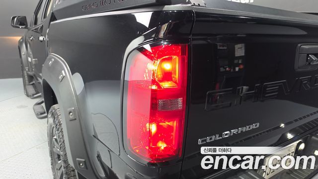 Chevrolet Real New Colorado 3.6 Z71-X Midnight 4WD 2021 — фото 23
