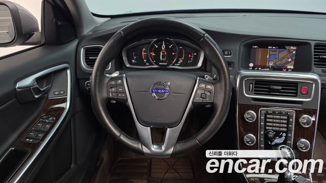 Volvo S60 D4 2nd 2018 — фото 13
