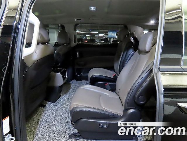 Kia Carnival (IV) Gasoline 9-Seater Noblesse 2025 — фото 7