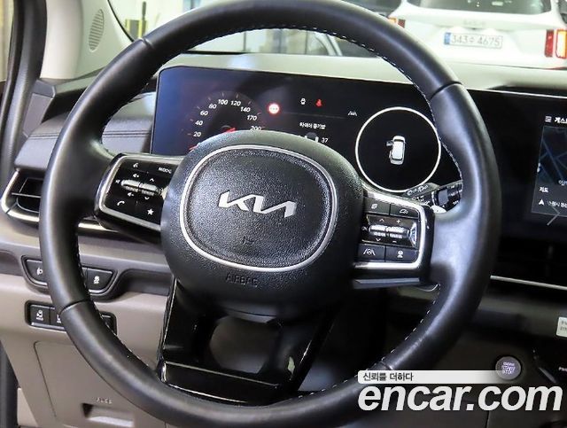 Kia Carnival (IV) Gasoline 9-Seater Noblesse 2025 — фото 8