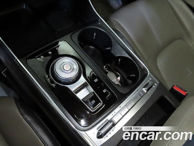 Kia Carnival (IV) Gasoline 9-Seater Noblesse 2025 — фото 16