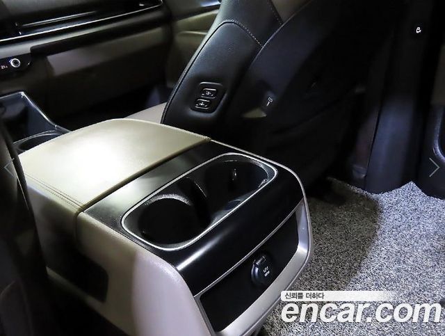 Kia Carnival (IV) Gasoline 9-Seater Noblesse 2025 — фото 18