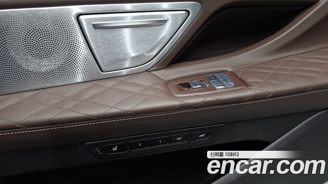 BMW 7 Series (G11) 745Le iPerformance M Sport 2022 — фото 29