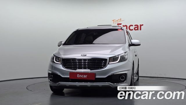 Kia Carnival 9-seater Luxury 2015 — фото 3