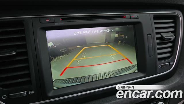Kia Carnival 9-seater Luxury 2015 — фото 16