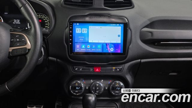 Jeep Renegade 2.0 Diesel Limited AWD 2015 — фото 14