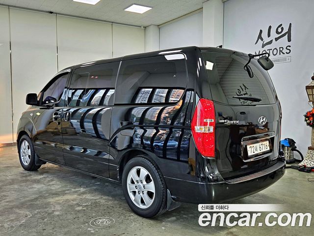 Hyundai Grand Starex Wagon 12-Seater Smart 2020 — фото 4
