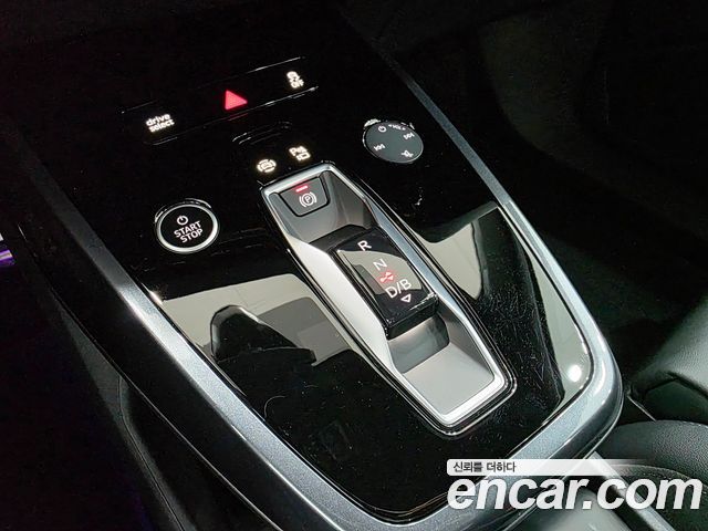 Audi Q4 e-tron (F4) 45 Premium Sportback 2026 — фото 9