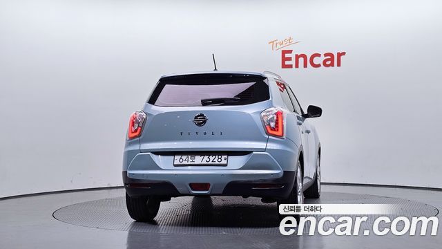 KG Mobility (SsangYong) Tivoli LX 2WD DLX 2015 — фото 4