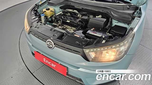 KG Mobility (SsangYong) Tivoli LX 2WD DLX 2015 — фото 6