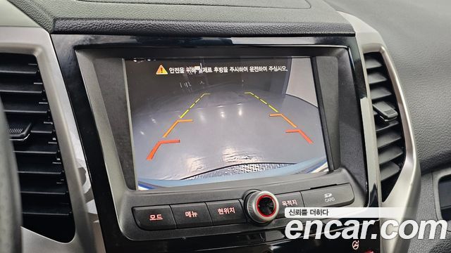 KG Mobility (SsangYong) Tivoli LX 2WD DLX 2015 — фото 15