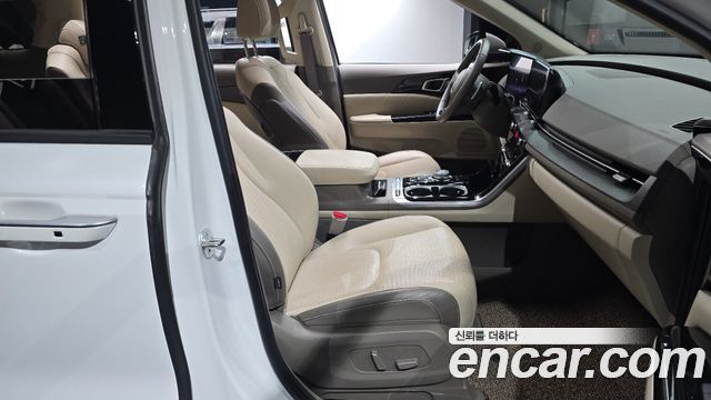 Kia Carnival (IV) Gasoline 9-Seater Signature 2023 — фото 12