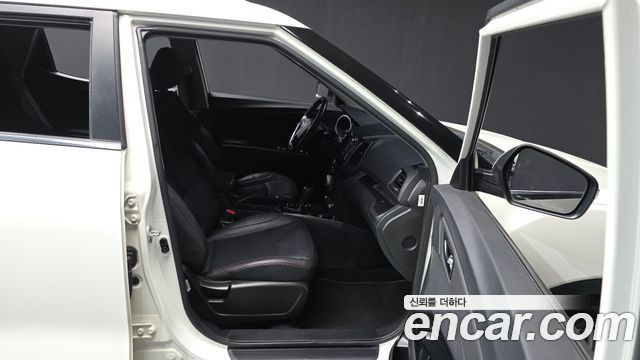 KG Mobility (SsangYong) Tivoli Air 1.6 IX 2WD 2018 — фото 11