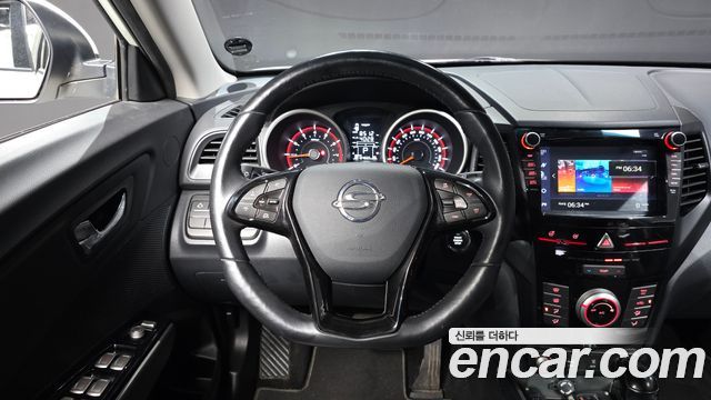 KG Mobility (SsangYong) Tivoli Air 1.6 IX 2WD 2018 — фото 13
