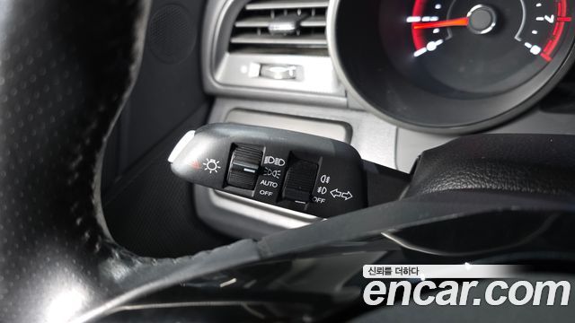 KG Mobility (SsangYong) Tivoli Air 1.6 IX 2WD 2018 — фото 28