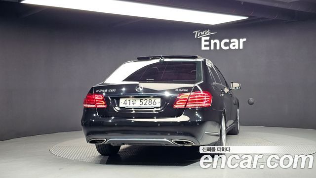 Mercedes-Benz E-Class (W212) E250 CDI 4MATIC 2014 — фото 4