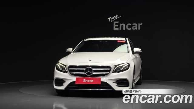 Mercedes-Benz E-Class (W213) E300 AMG Line 2018 — фото 3