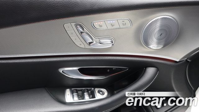 Mercedes-Benz E-Class (W213) E300 AMG Line 2018 — фото 32