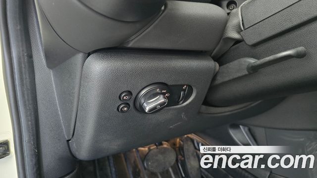 MINI Cooper 5Door Standard 3rd 2019 — фото 18