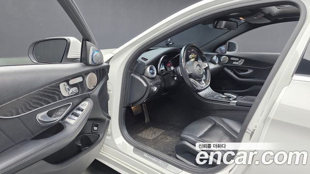 Mercedes-Benz C-Class (W205) C250 d 4MATIC 2018 — фото 10