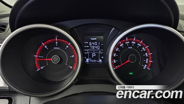 KG Mobility (SsangYong) Tivoli Diesel VX 2WD 2016 — фото 8