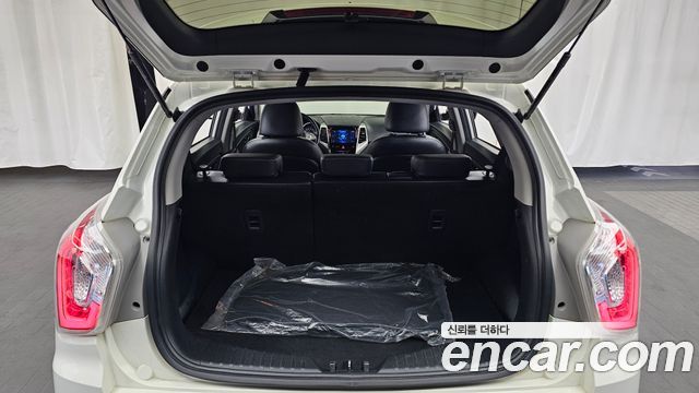 KG Mobility (SsangYong) Tivoli Diesel VX 2WD 2016 — фото 19