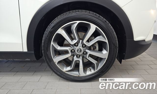 KG Mobility (SsangYong) Tivoli Diesel VX 2WD 2016 — фото 21