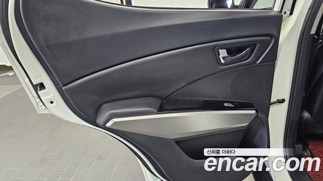 KG Mobility (SsangYong) Tivoli Diesel VX 2WD 2016 — фото 25