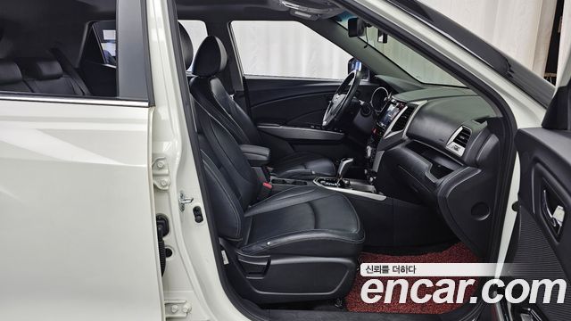 KG Mobility (SsangYong) Tivoli Diesel VX 2WD 2016 — фото 26