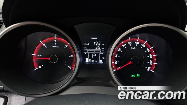 KG Mobility (SsangYong) Tivoli Air Diesel IX 2WD 2017 — фото 8